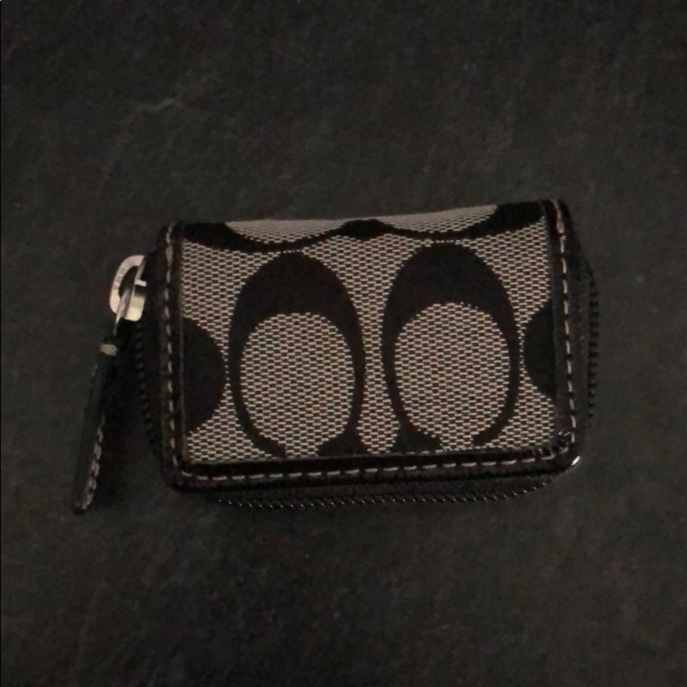 Coach contact case